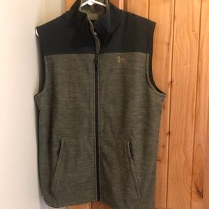 Men’s under armour vest